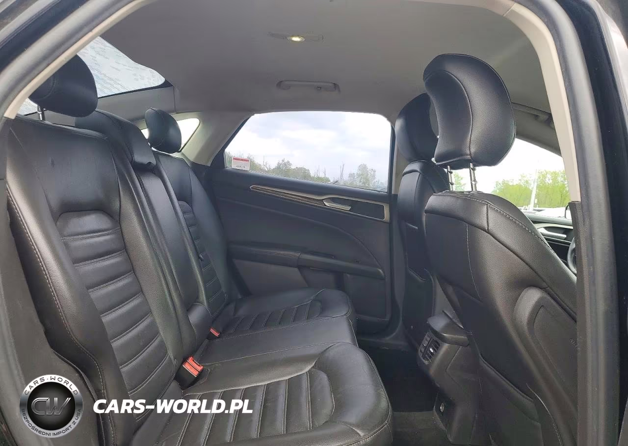 2016 Ford Fusion Se VIN:3FA6P0T90GR373622 - 10