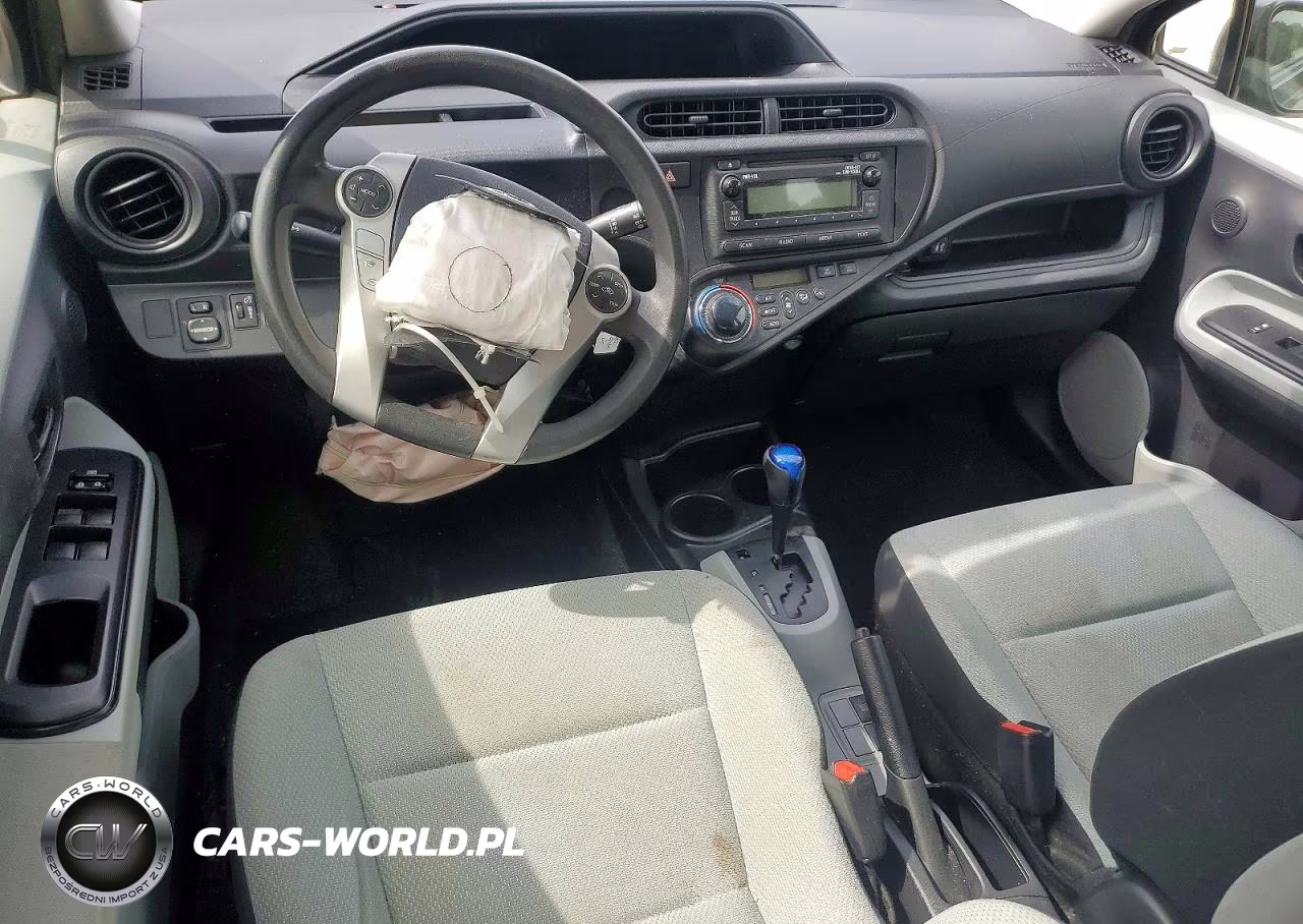 2012 Toyota Prius C One VIN:JTDKDTB38C1514439 - 8