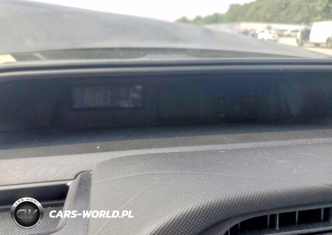 2012 Toyota Prius C One VIN:JTDKDTB38C1514439 - 9