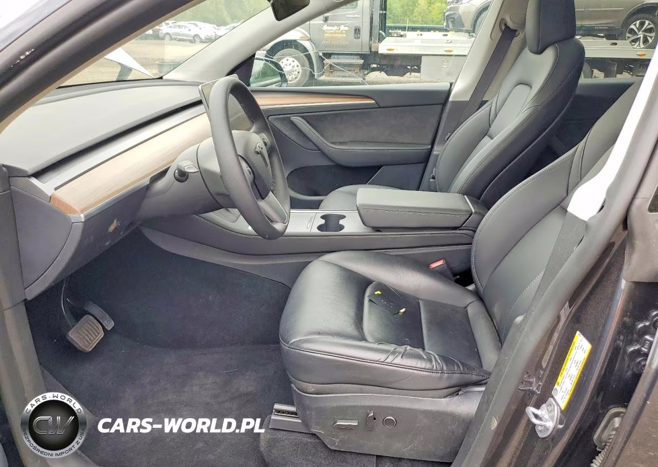 2024 Tesla Model Y VIN:7SAYGAEE4RF207551 - 7