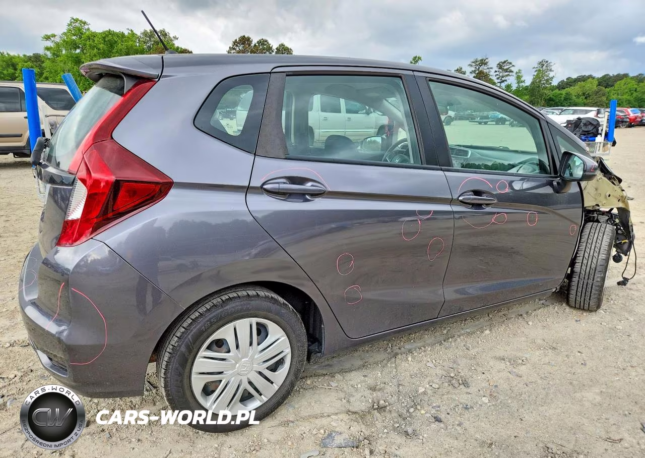 2019 Honda Fit Lx VIN:3HGGK5H4XKM704222 - 3