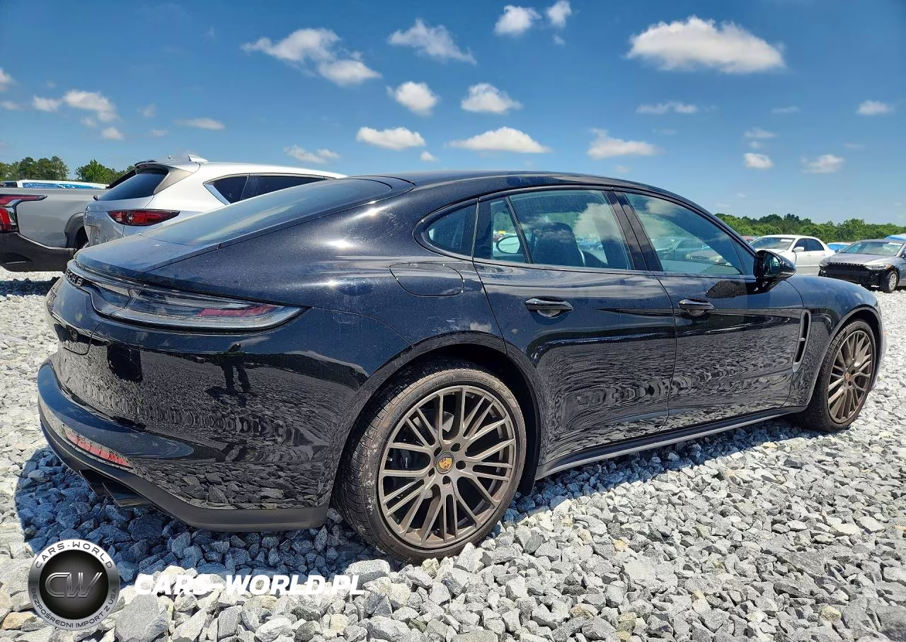 2023 Porsche Panamera Base VIN:WP0AJ2A72PL102949 - 3