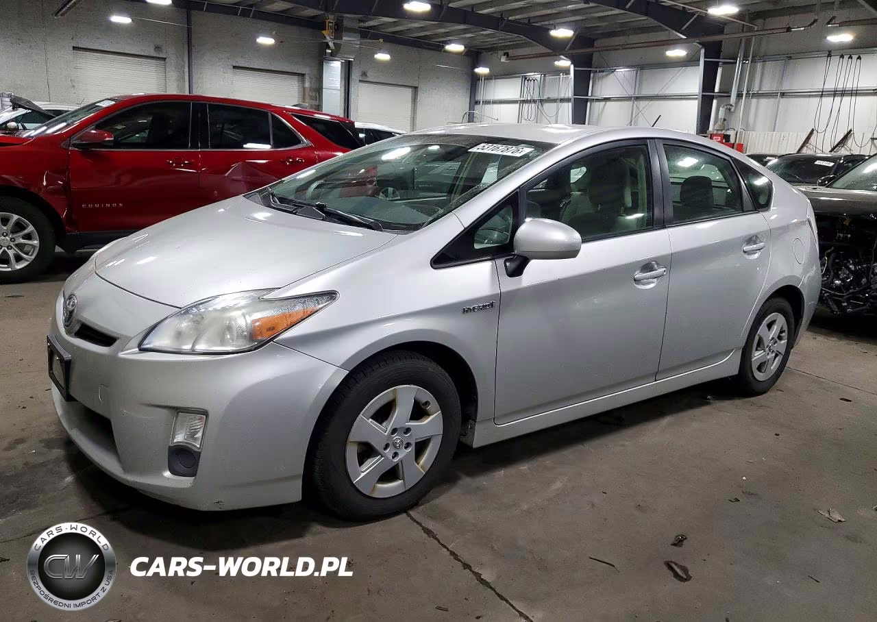 2011 Toyota Prius Two