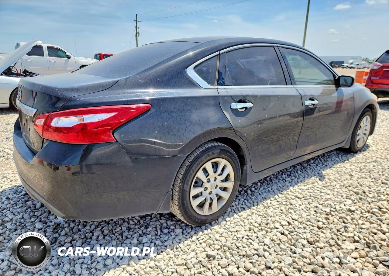 2017 Nissan Altima 2.5 S VIN:1N4AL3AP3HC219415 - 3