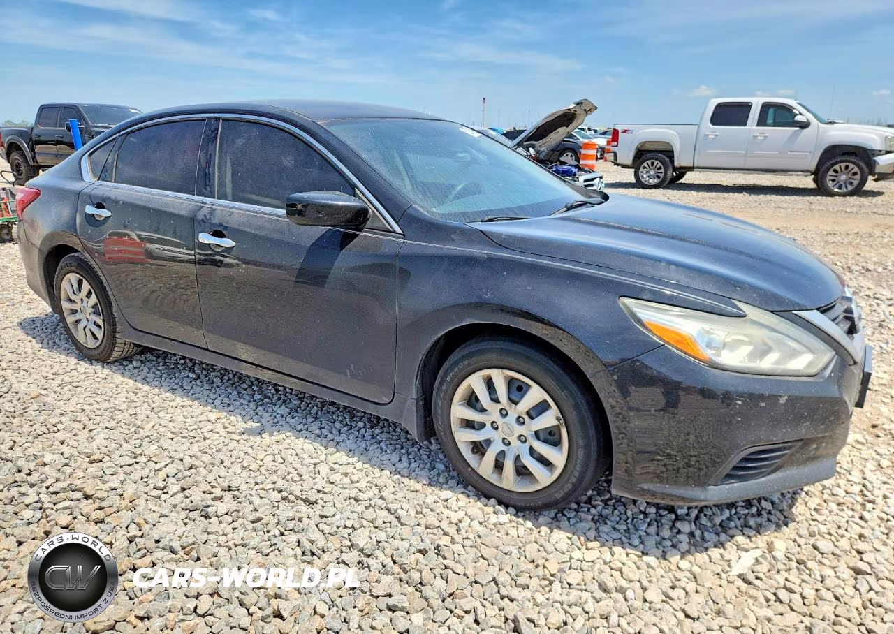 2017 Nissan Altima 2.5 S VIN:1N4AL3AP3HC219415 - 4