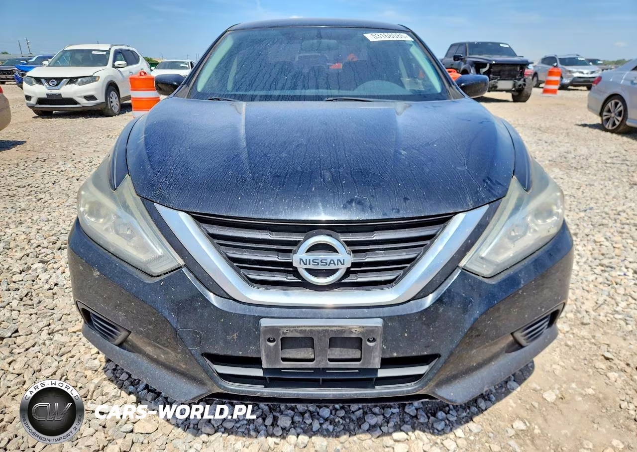 2017 Nissan Altima 2.5 S VIN:1N4AL3AP3HC219415 - 5