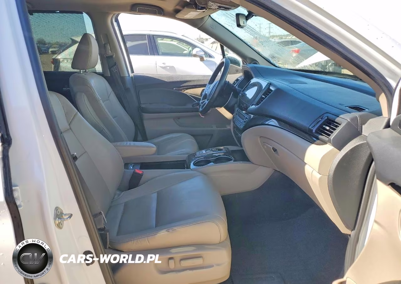2021 Honda Pilot Touring VIN:5FNYF6H92MB002038 - 7