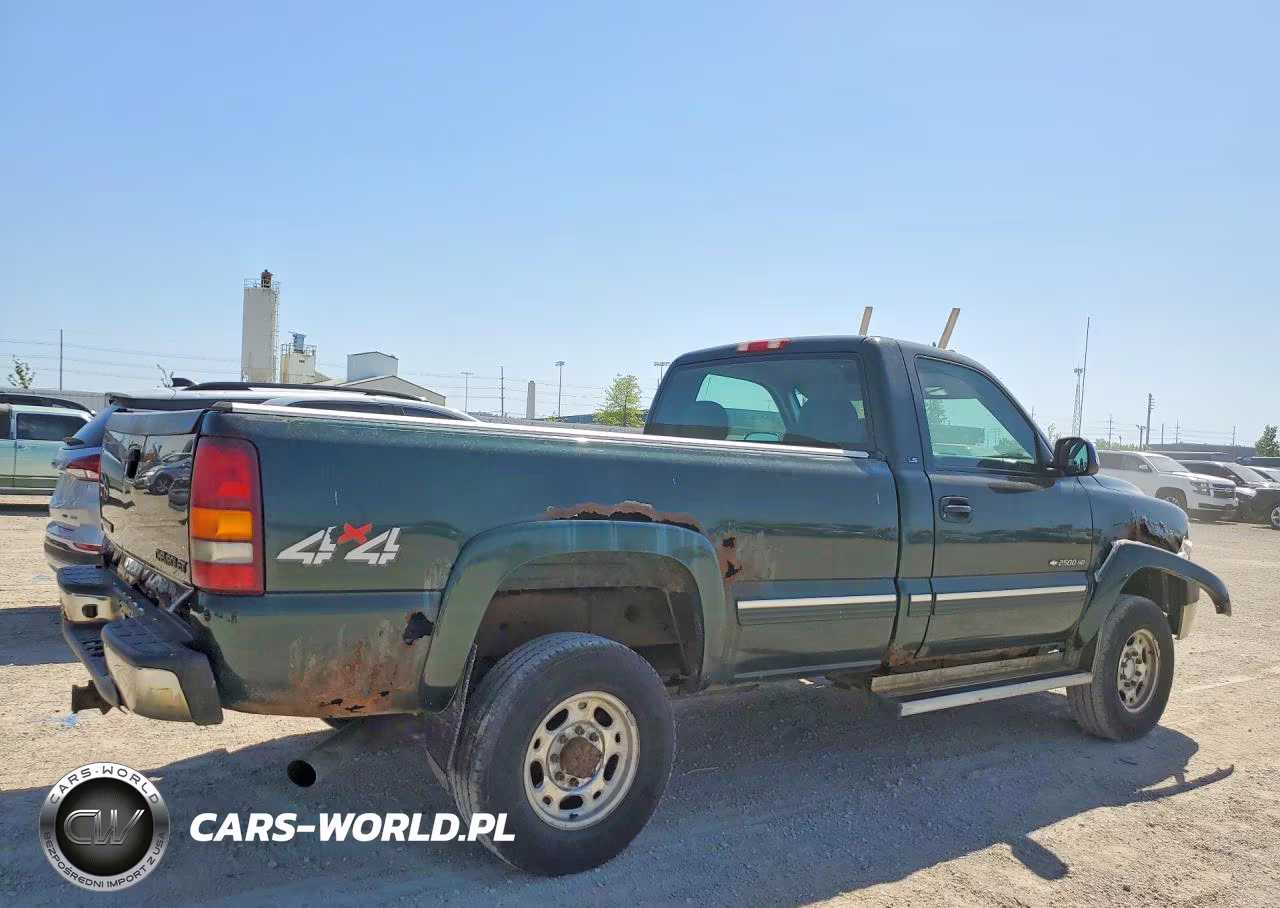 2002 Chevrolet Silverado K2500 Heavy Duty VIN:1GCHK24U32E139289 - 3