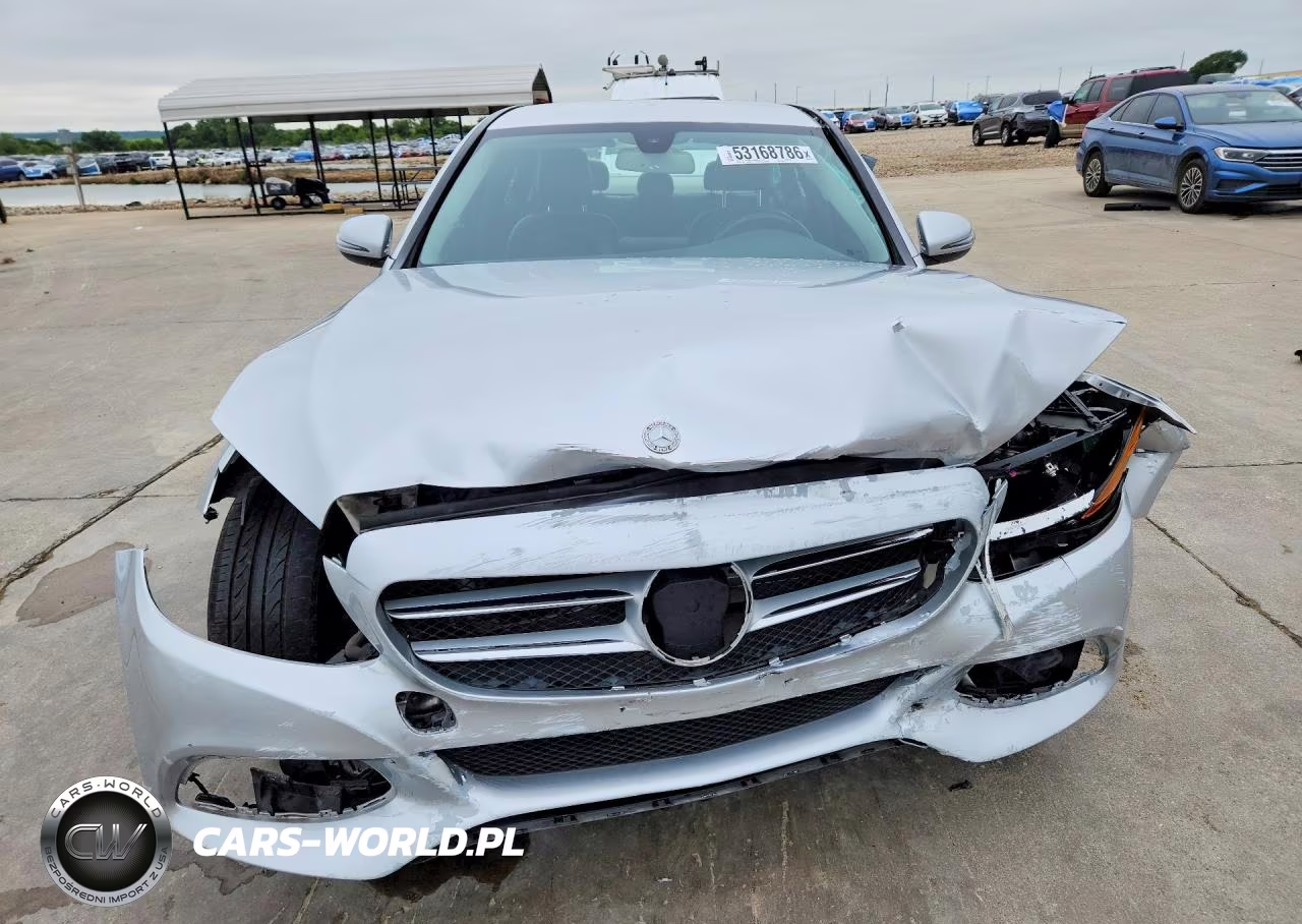 2016 Mercedes-Benz C 300 VIN:55SWF4JB3GU165423 - 5