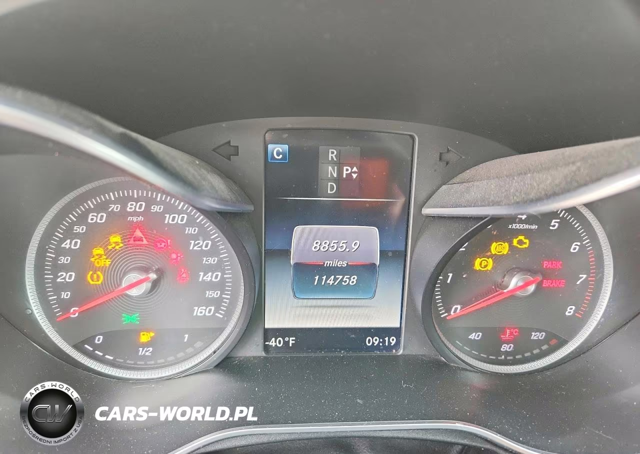 2016 Mercedes-Benz C 300 VIN:55SWF4JB3GU165423 - 9