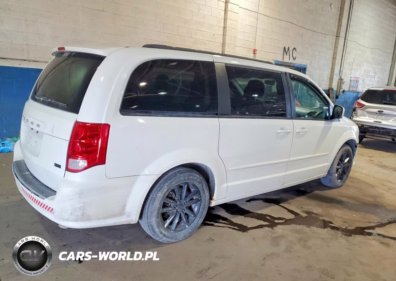 2013 Dodge Grand Caravan Sxt VIN:2C4RDGCG3DR748654 - 3