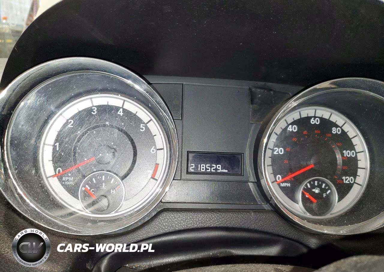 2013 Dodge Grand Caravan Sxt VIN:2C4RDGCG3DR748654 - 9