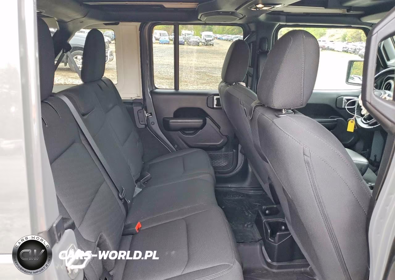 2021 Jeep Wrangler Unlimited Sport VIN:1C4HJXDG3MW631831 - 10