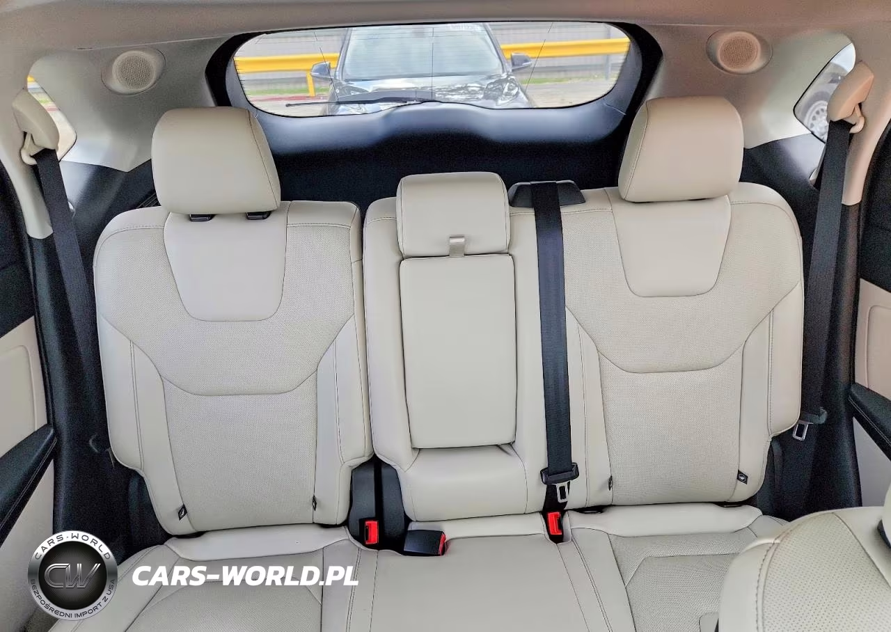 2019 Ford Edge Titanium VIN:2FMPK3K91KBB11885 - 10