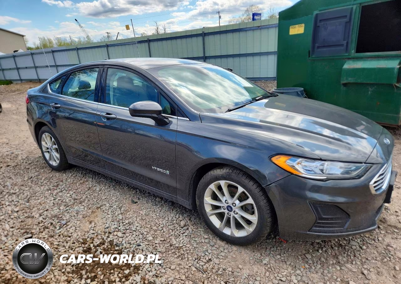 2019 Ford Fusion Se VIN:3FA6P0LUXKR279518 - 4