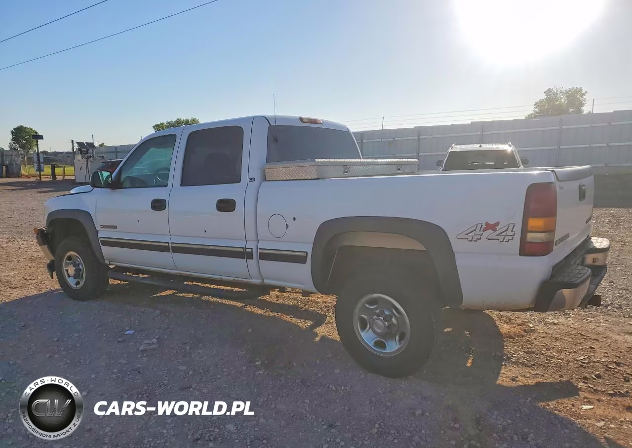 2001 Chevrolet Silverado K2500 Heavy Duty VIN:1GCHK23UX1F197345 - 2