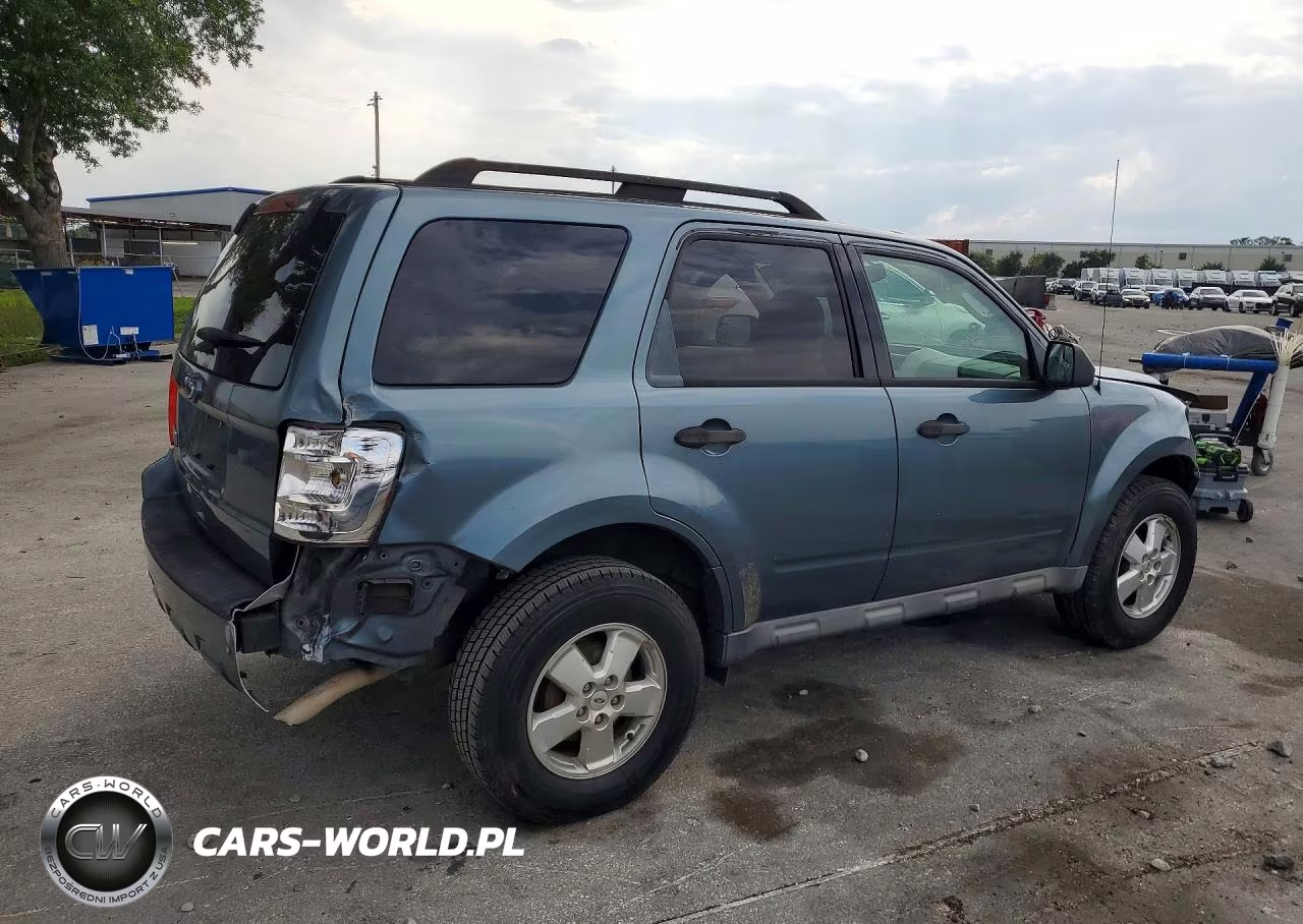 2012 Ford Escape Xlt VIN:1FMCU0D76CKB39059 - 3