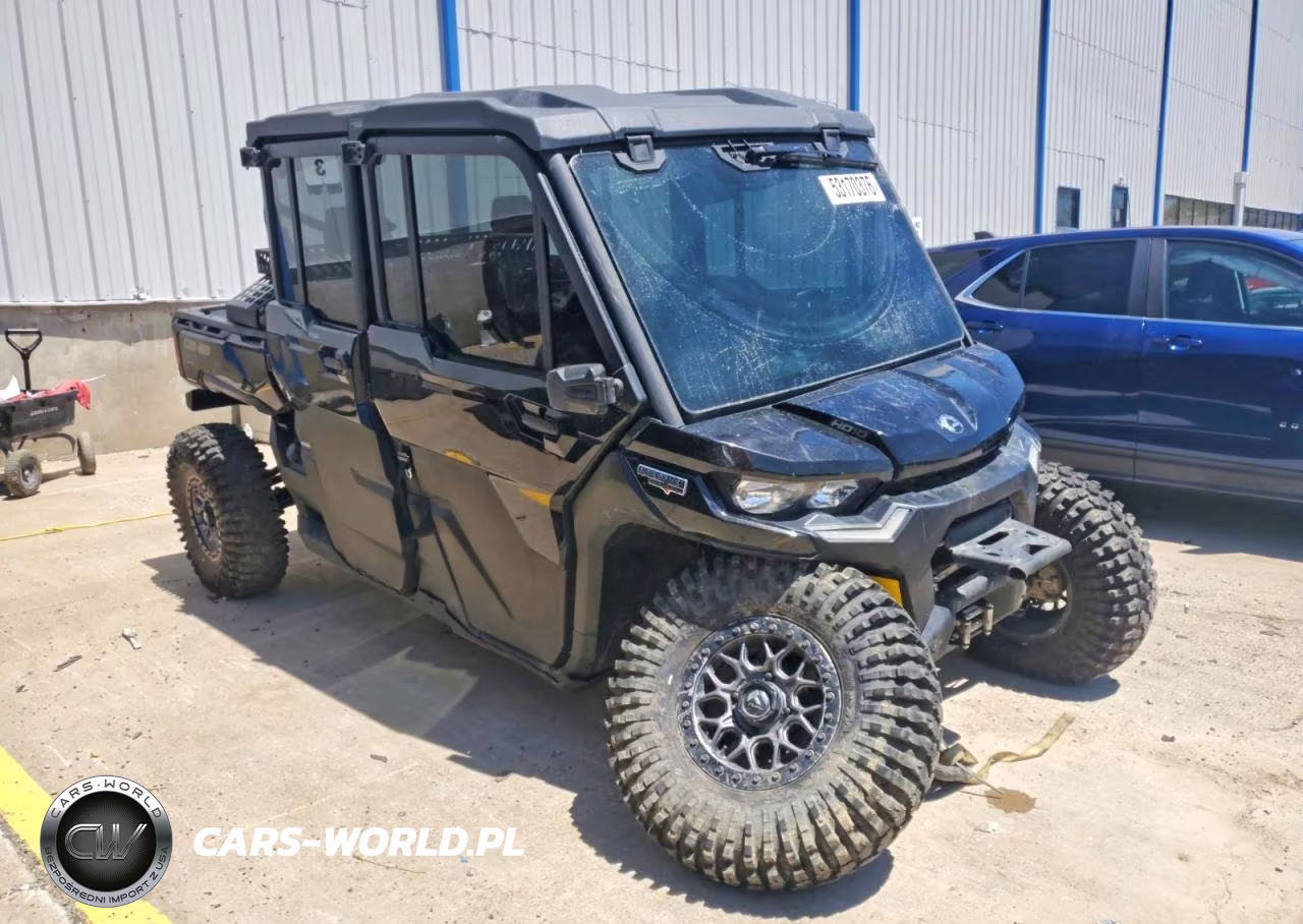 2024 Can-Am Defender Utility Vehicle