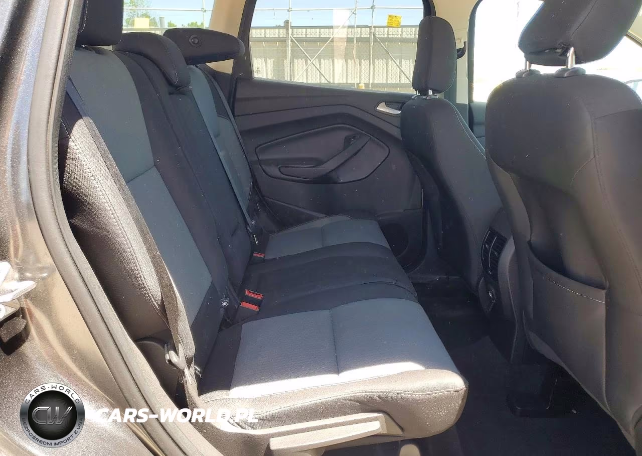 2018 Ford Escape Se VIN:1FMCU0GDXJUA70105 - 11
