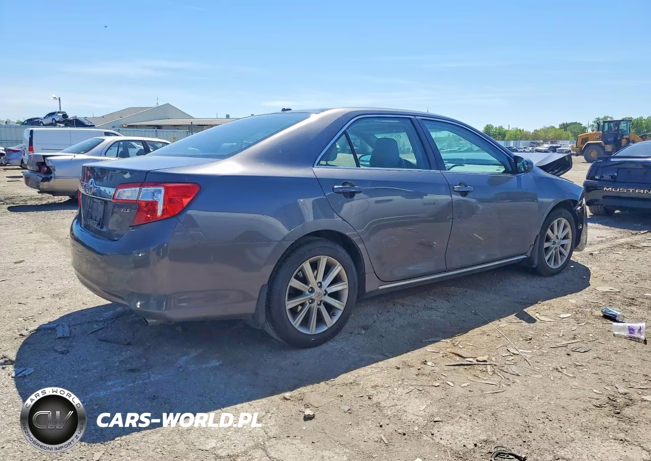 2012 Toyota Camry Xle VIN:4T4BF1FK9CR175383 - 3