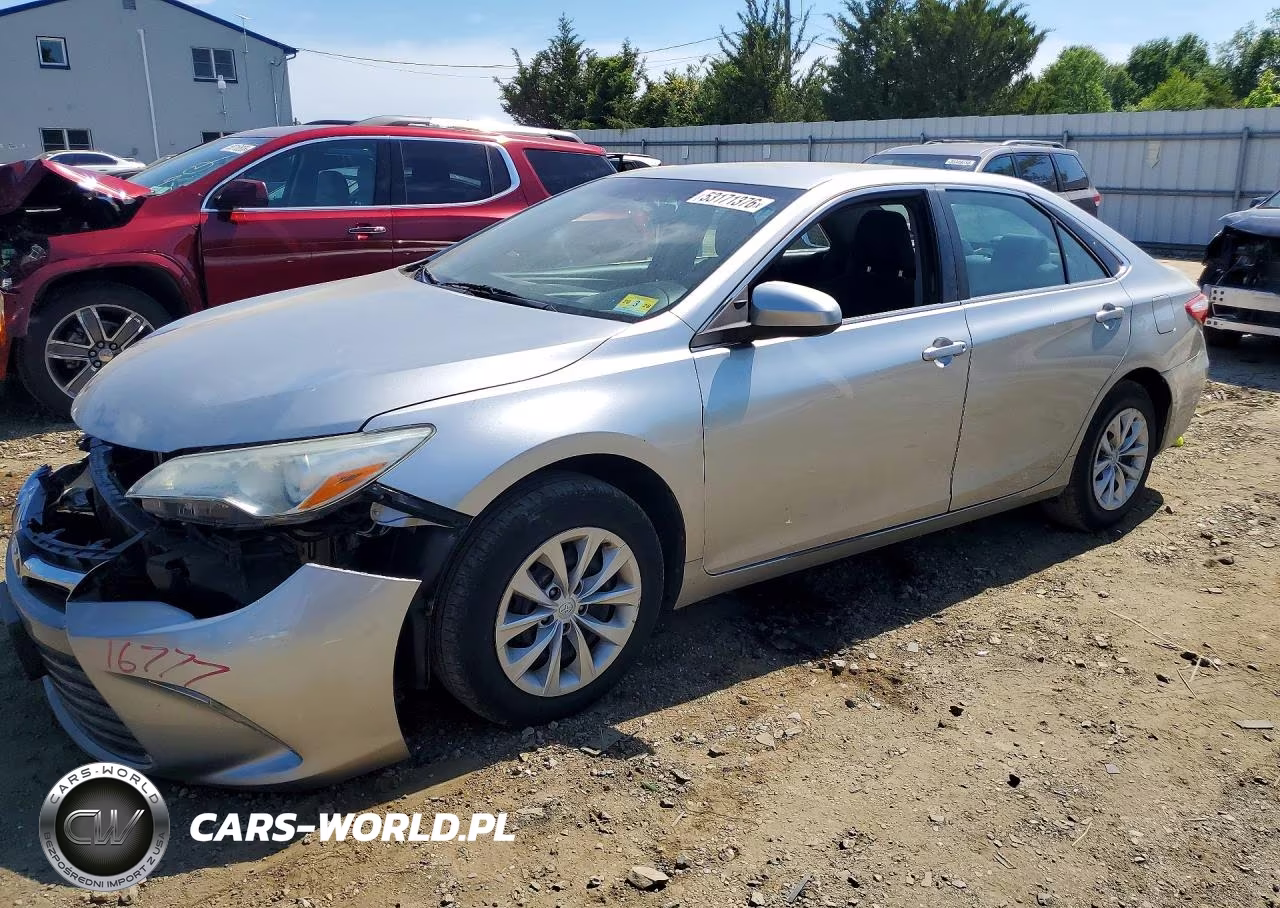 2017 Toyota Camry Le – zdjęcie 1 z 12