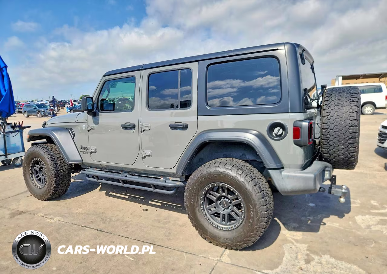 2020 Jeep Wrangler Unlimited Sport VIN:1C4HJXDG8LW338294 - 2