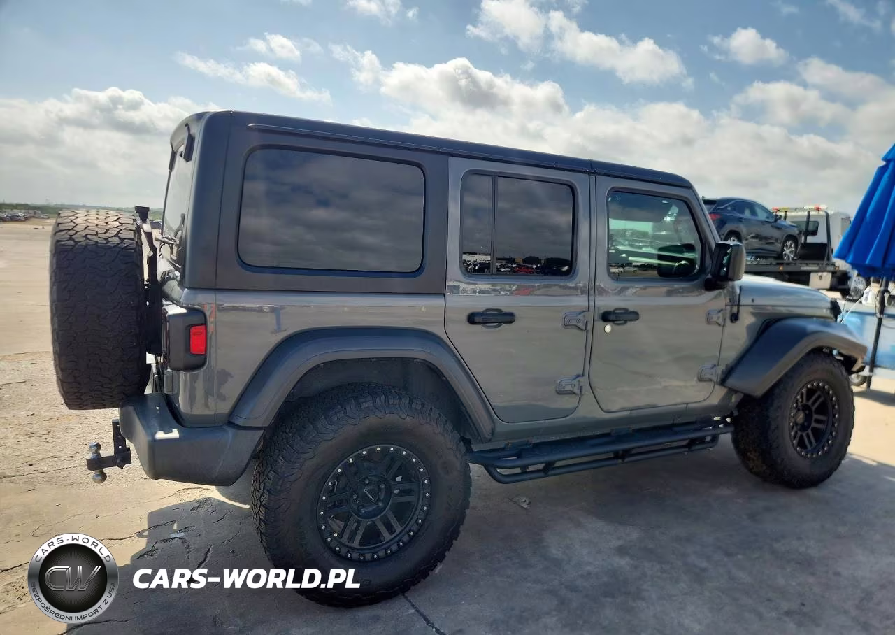 2020 Jeep Wrangler Unlimited Sport VIN:1C4HJXDG8LW338294 - 3