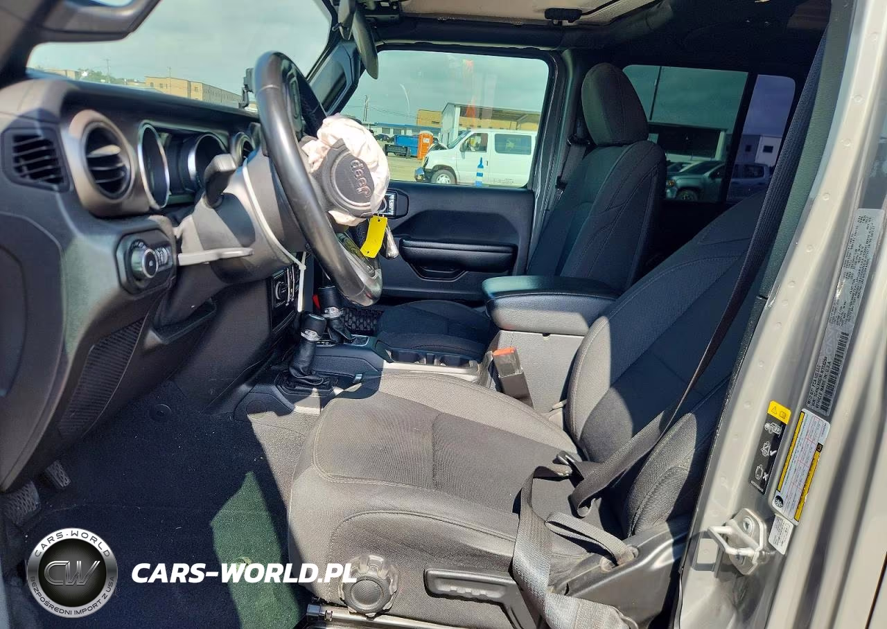 2020 Jeep Wrangler Unlimited Sport VIN:1C4HJXDG8LW338294 - 7