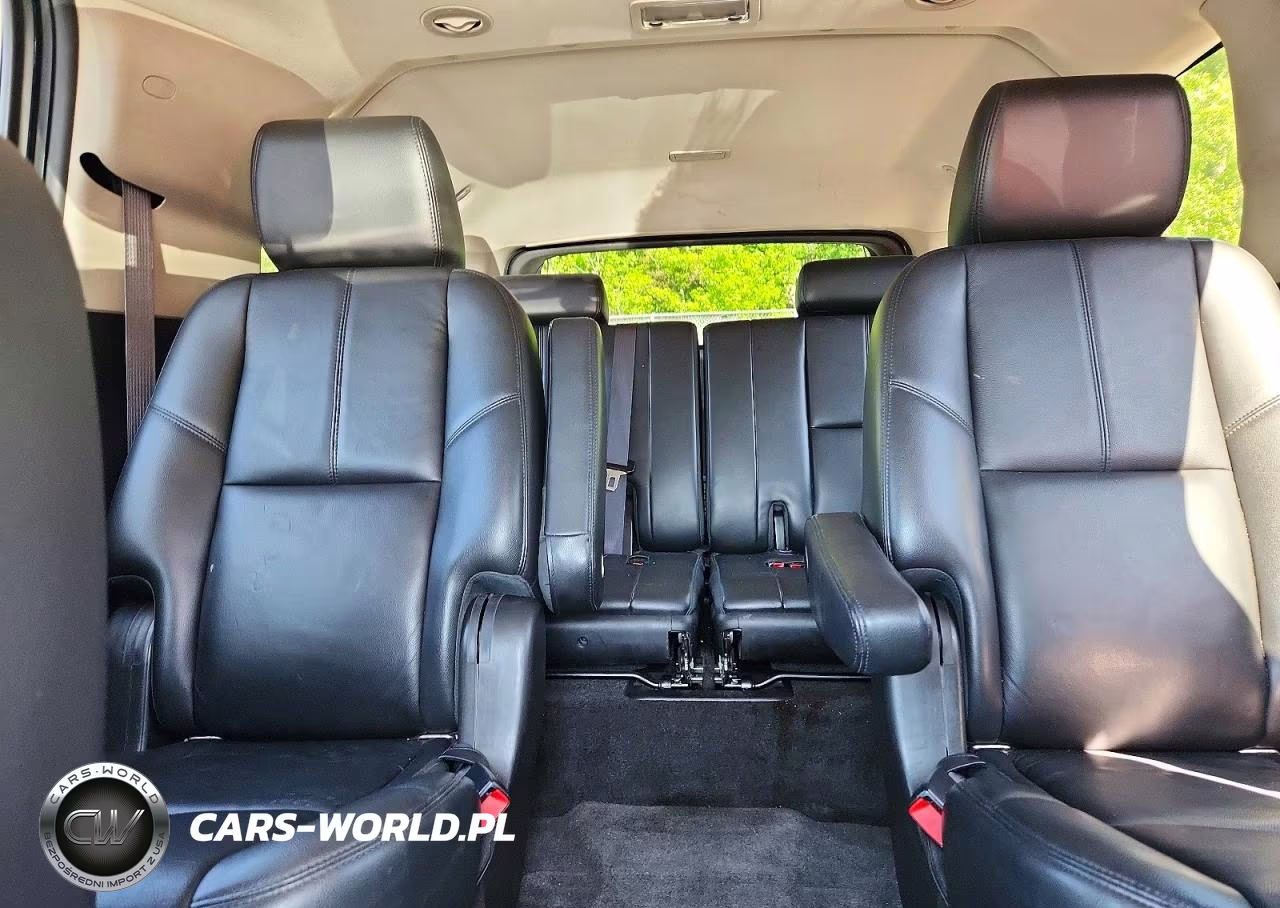 2013 Chevrolet Suburban K1500 Lt VIN:1GNSKJE71DR298579 - 10