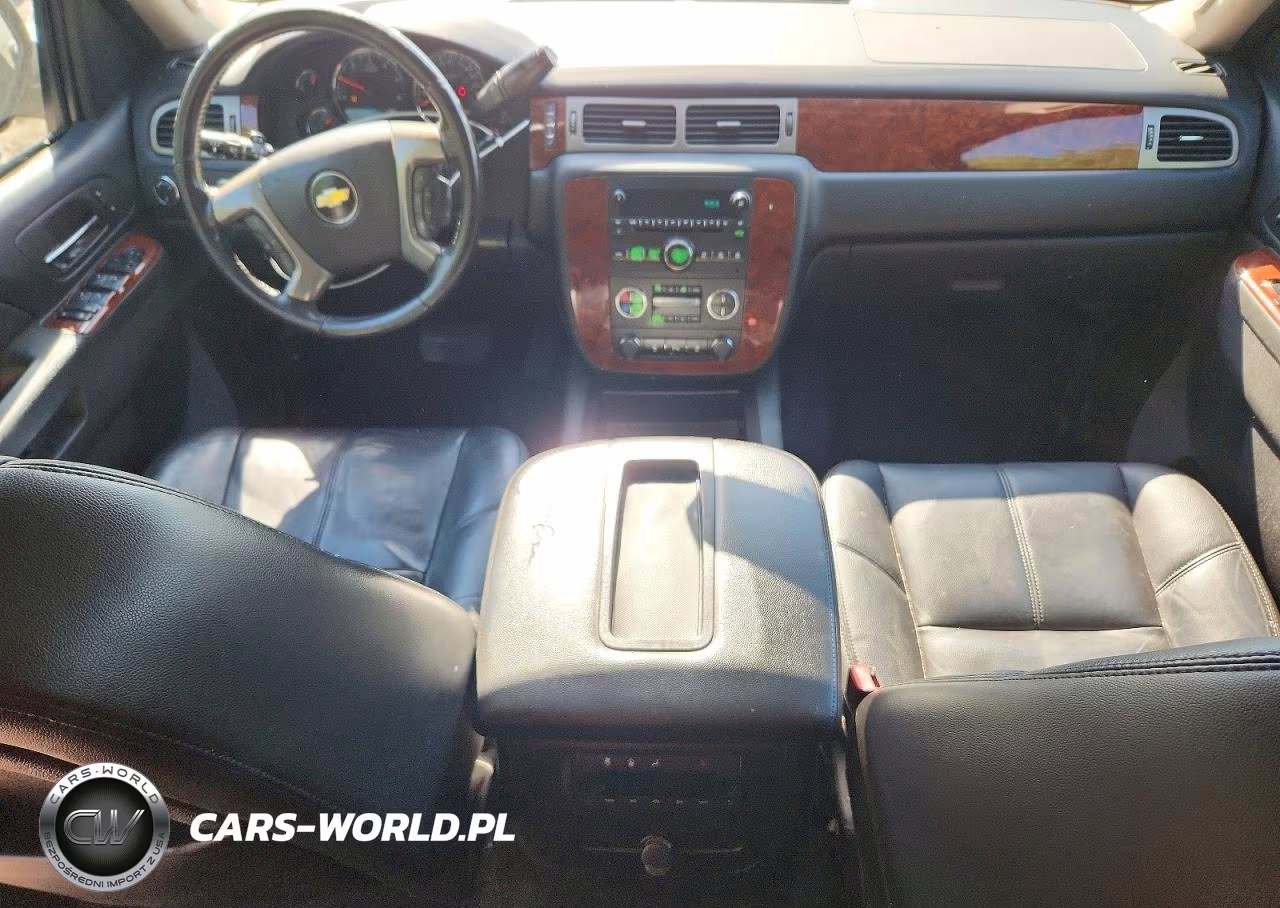 2013 Chevrolet Suburban K1500 Lt VIN:1GNSKJE71DR298579 - 8