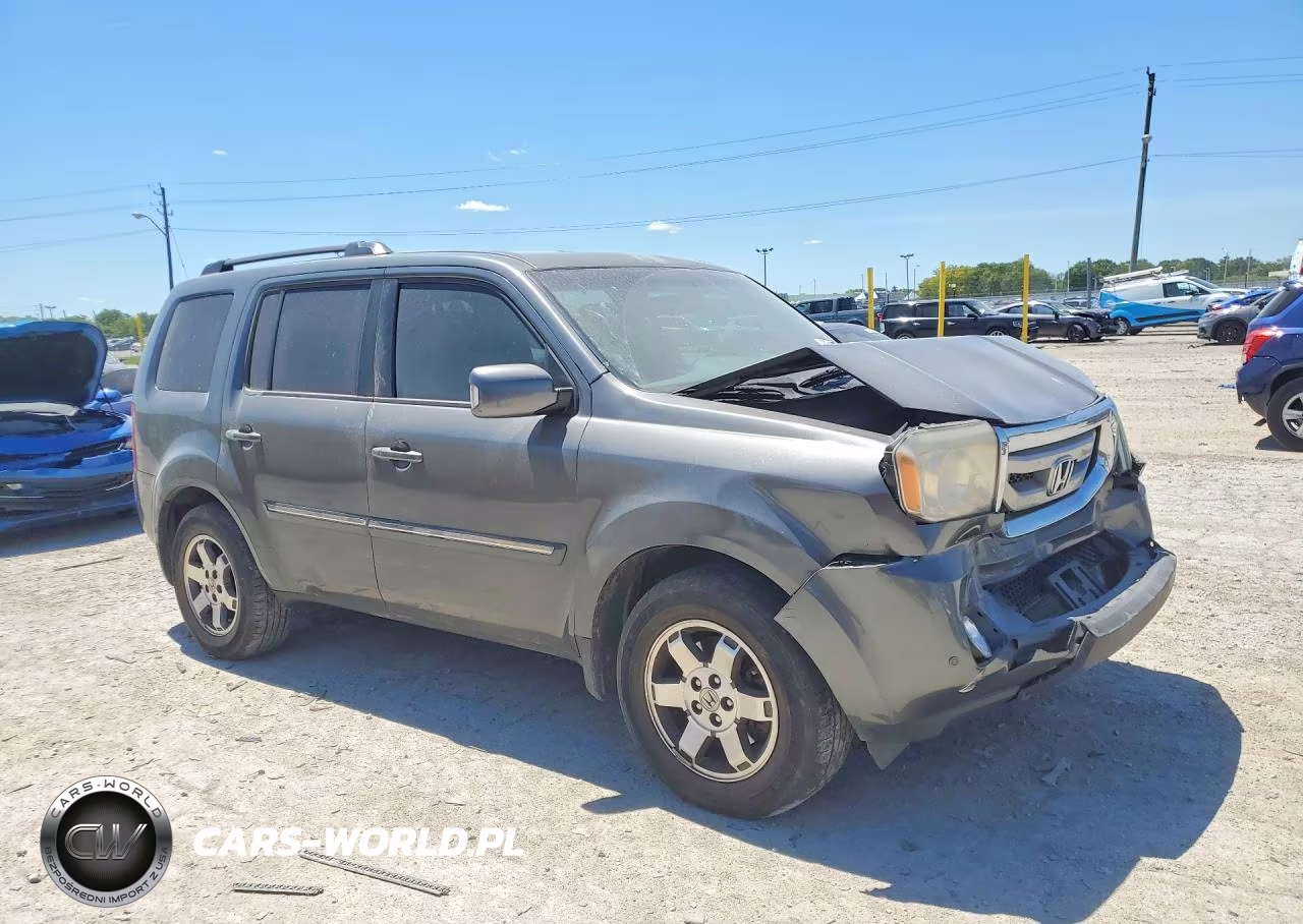 2011 Honda Pilot Touring VIN:5FNYF4H98BB051794 - 4