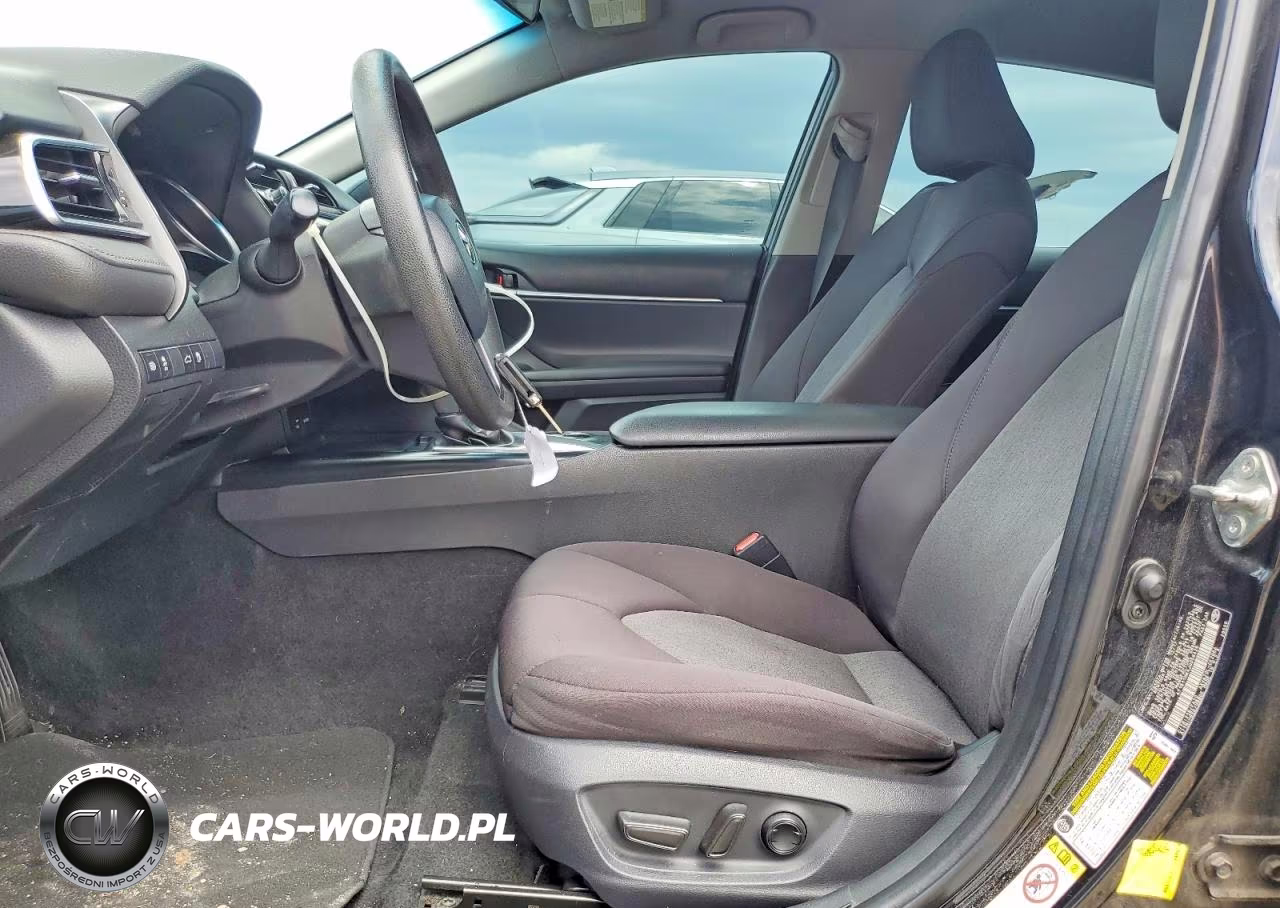 2018 Toyota Camry Le VIN:4T1B11HK4JU058426 - 7
