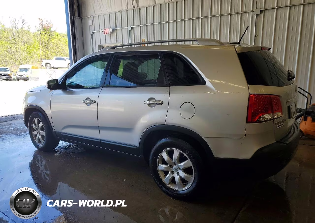 2013 Kia Sorento Lx VIN:5XYKTDA24DG351792 - 2