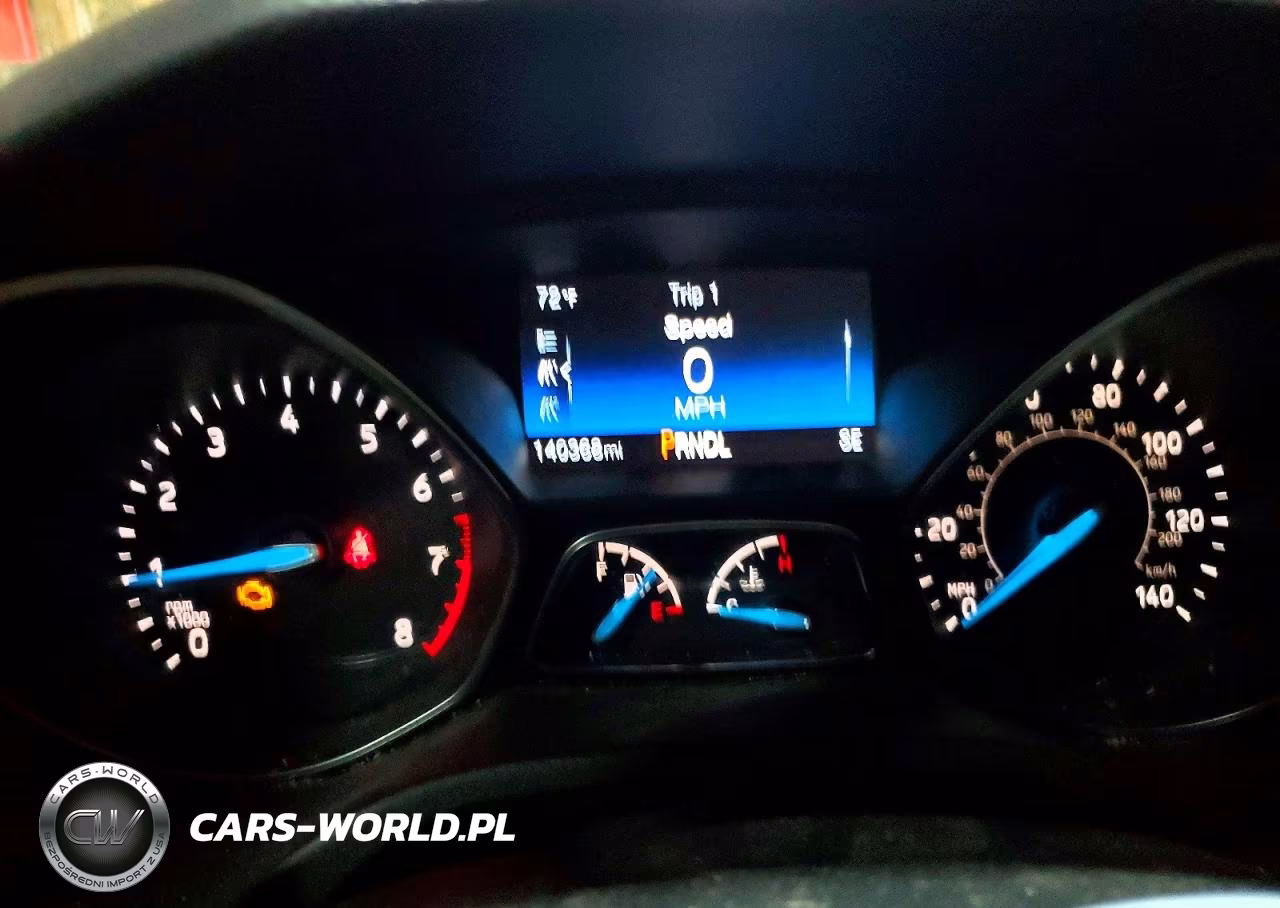 2018 Ford Focus Se VIN:1FADP3K20JL324343 - 9