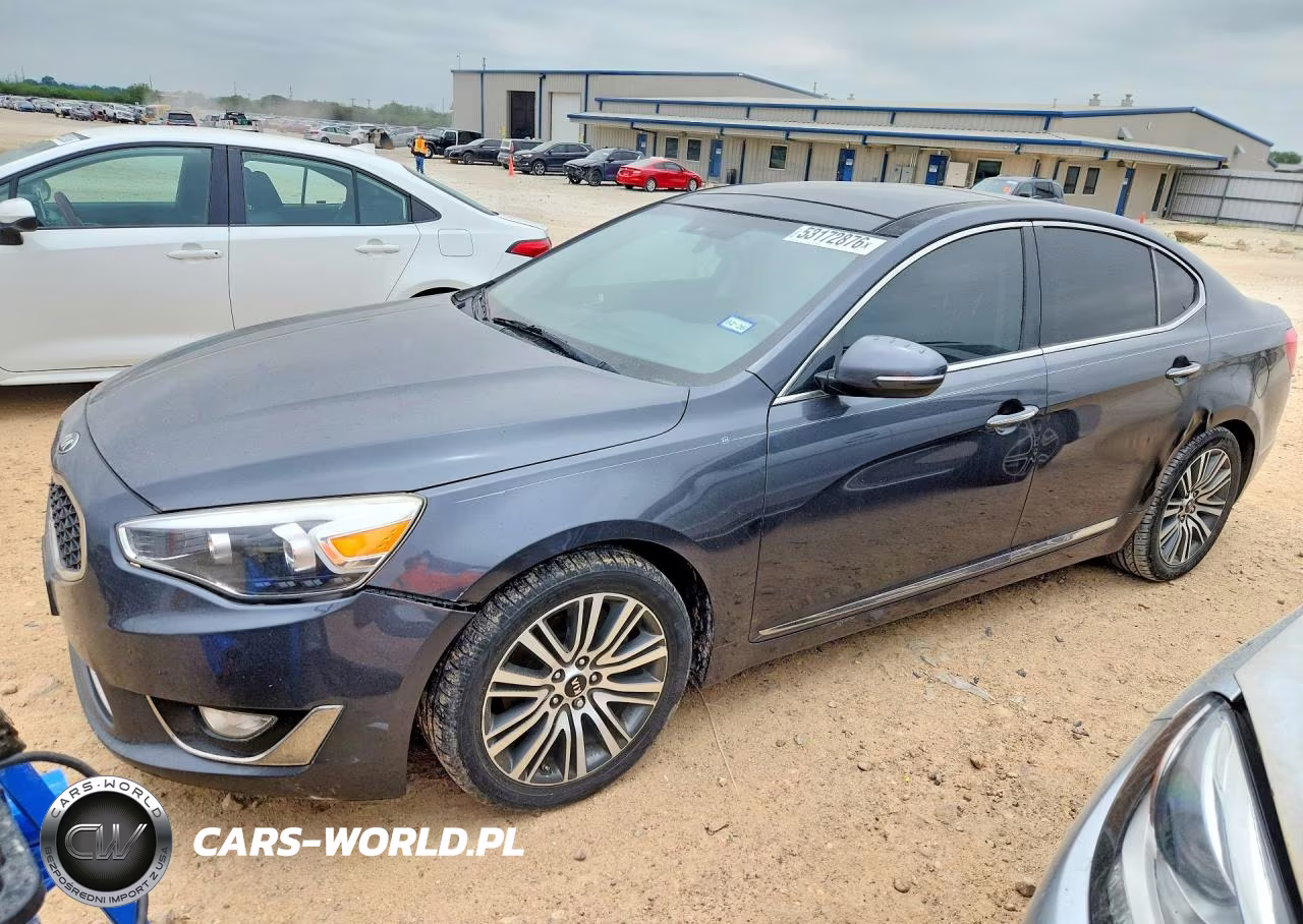2016 Kia Cadenza Luxury