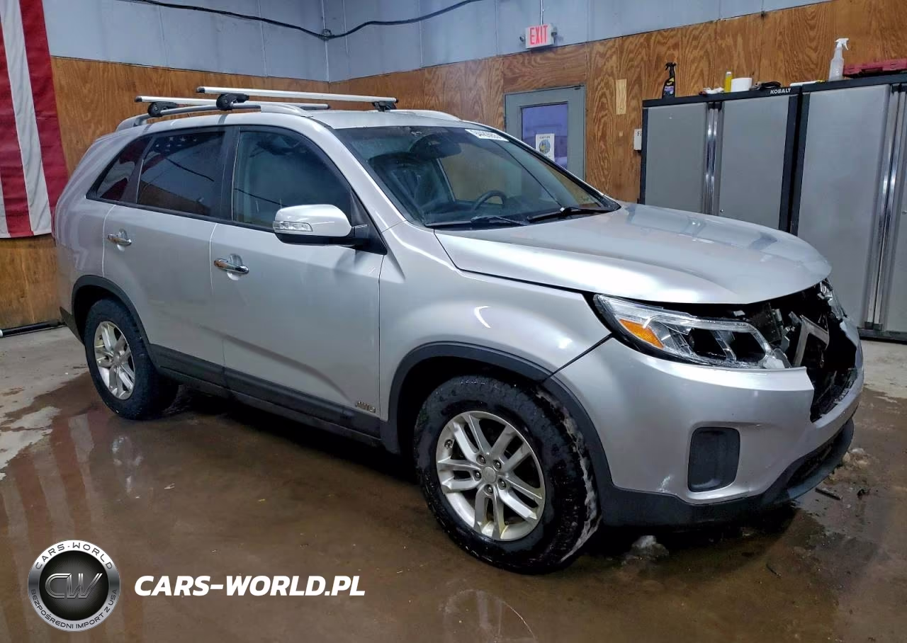 2015 Kia Sorento Lx VIN:5XYKTDA78FG602196 - 4
