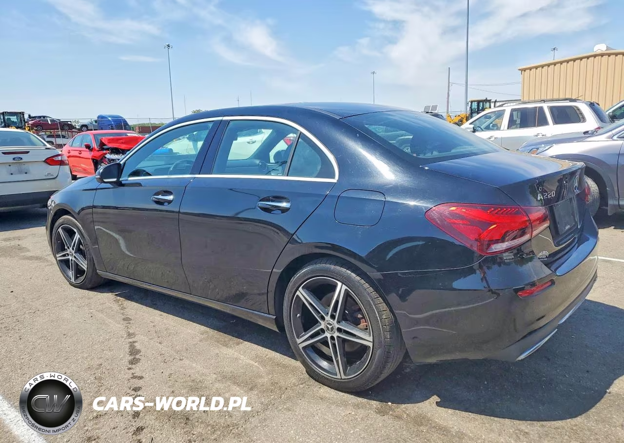 2019 Mercedes-Benz A 220 4Matic VIN:WDD3G4FB4KW018130 - 2
