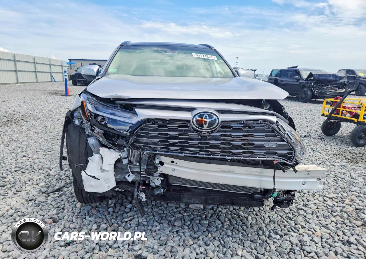 2025 Toyota Rav4 Limited VIN:JTMD6RFVXSJ072814 - 5