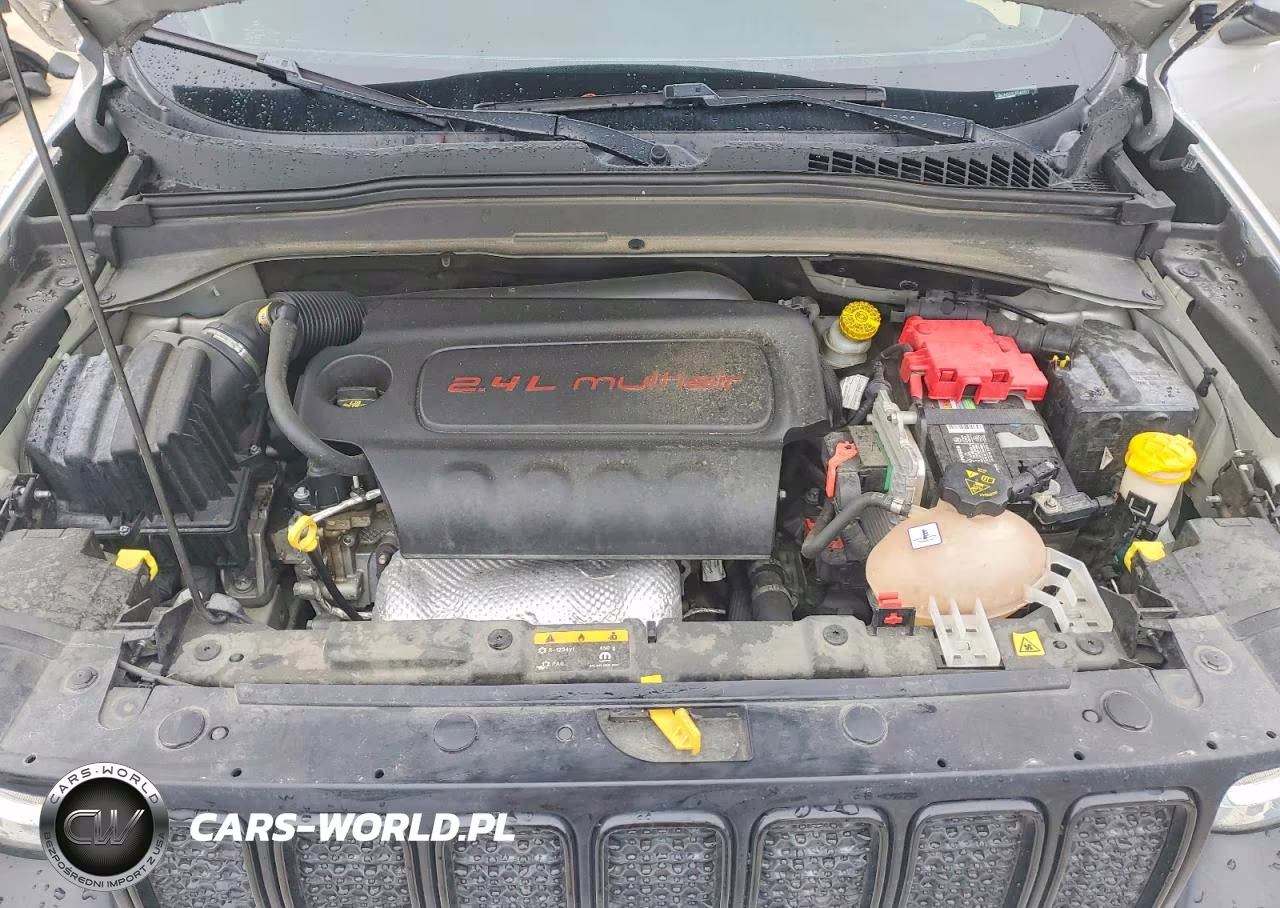 2020 Jeep Renegade Latitude VIN:ZACNJABB9LPL43117 - 12