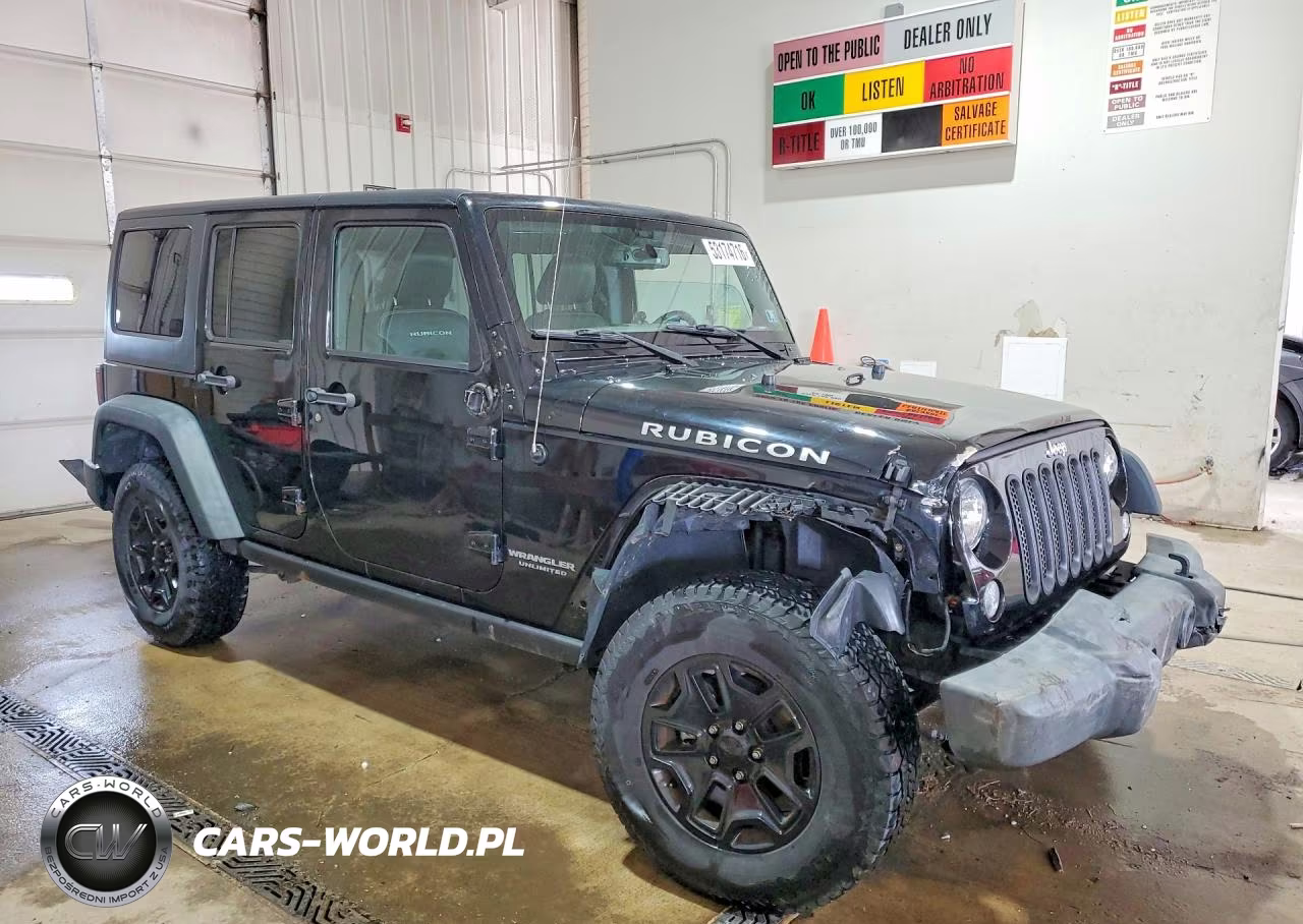 2015 Jeep Wrangler Unlimited Rubicon VIN:1C4BJWFG0FL725571 - 4