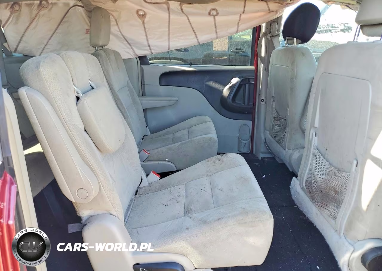 2014 Chrysler Town & Country Touring VIN:2C4RC1BG5ER408618 - 11