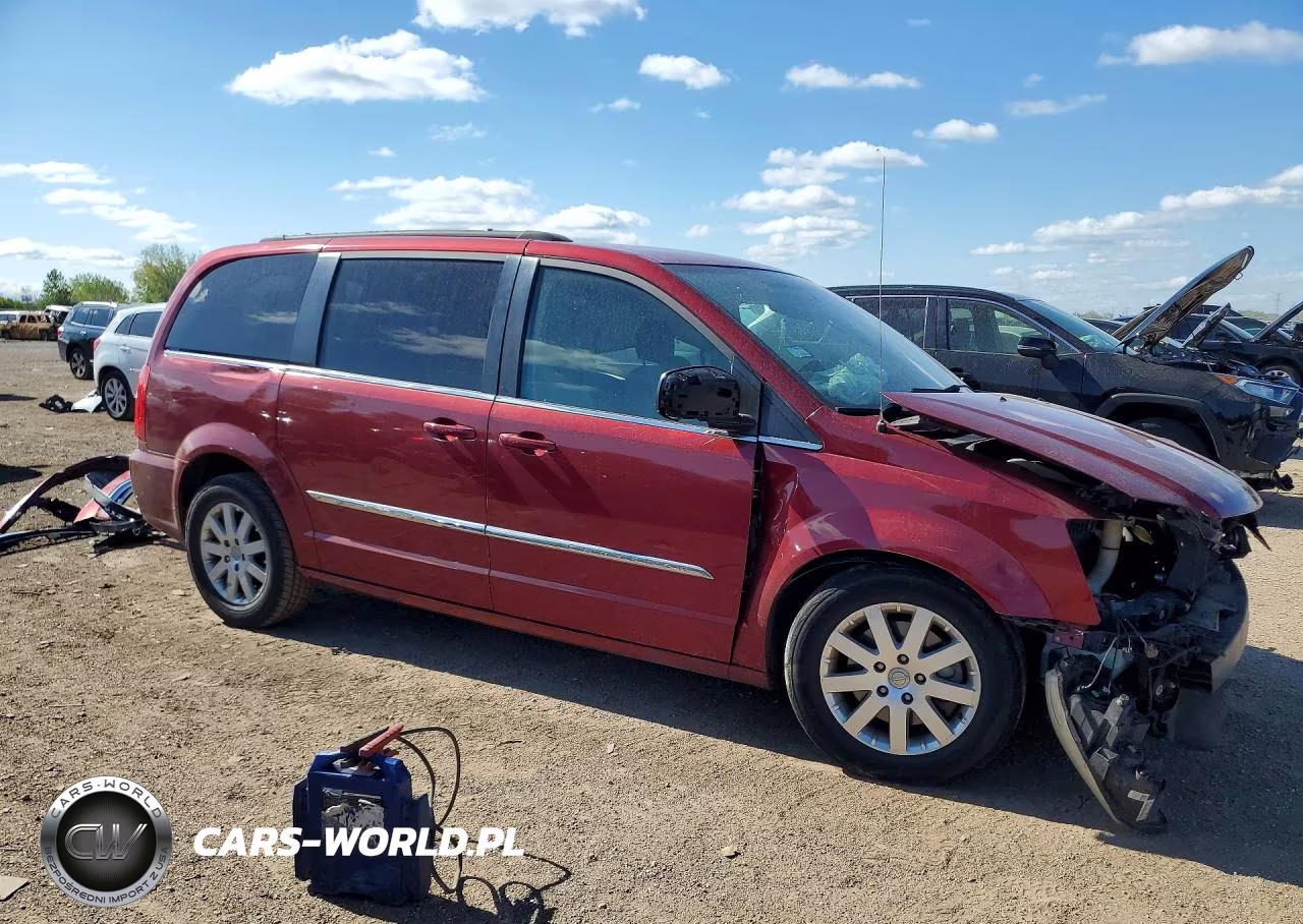 2014 Chrysler Town & Country Touring VIN:2C4RC1BG5ER408618 - 4