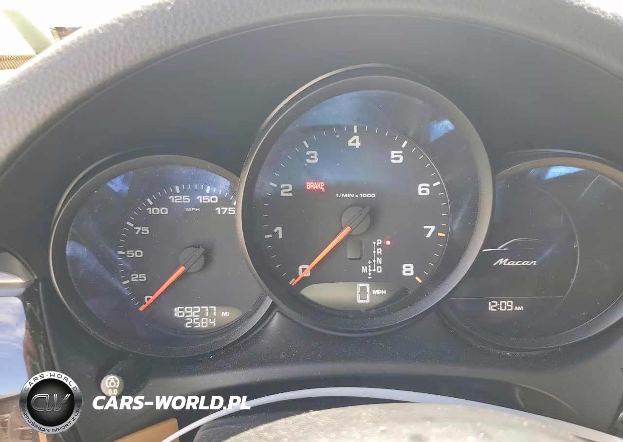 2017 Porsche Macan VIN:WP1AA2A59HLB05927 - 9