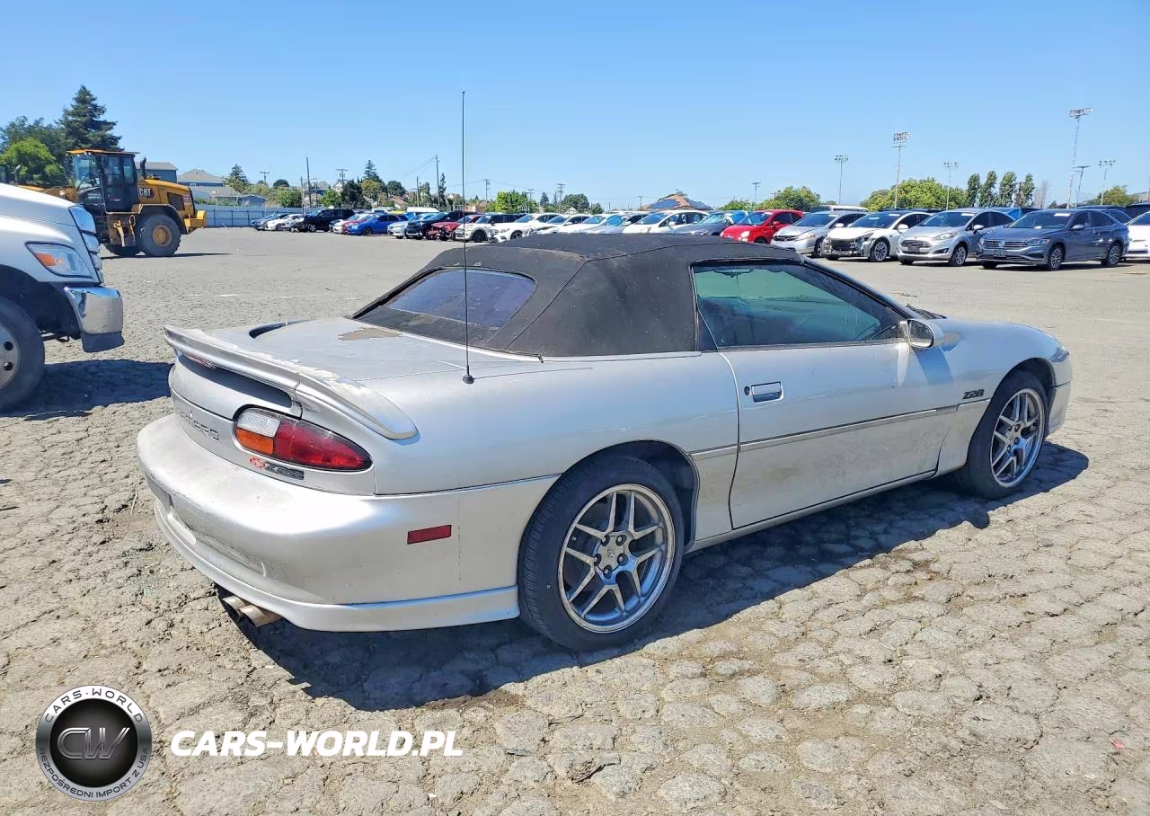 1998 Chevrolet Camaro Z28 VIN:2G1FP32G7W2115390 - 3