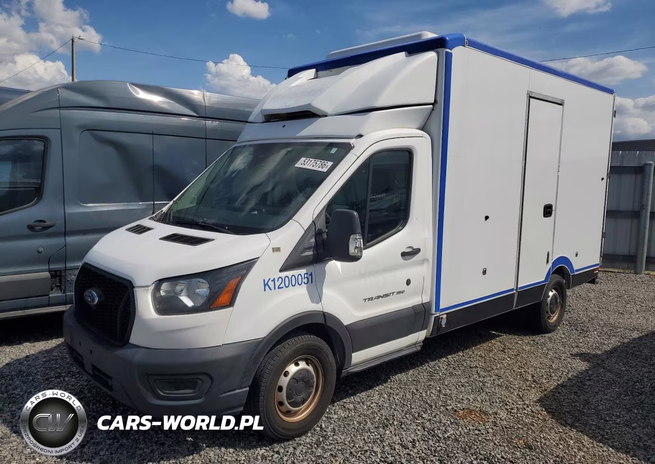 2020 Ford Transit Delivery Truck