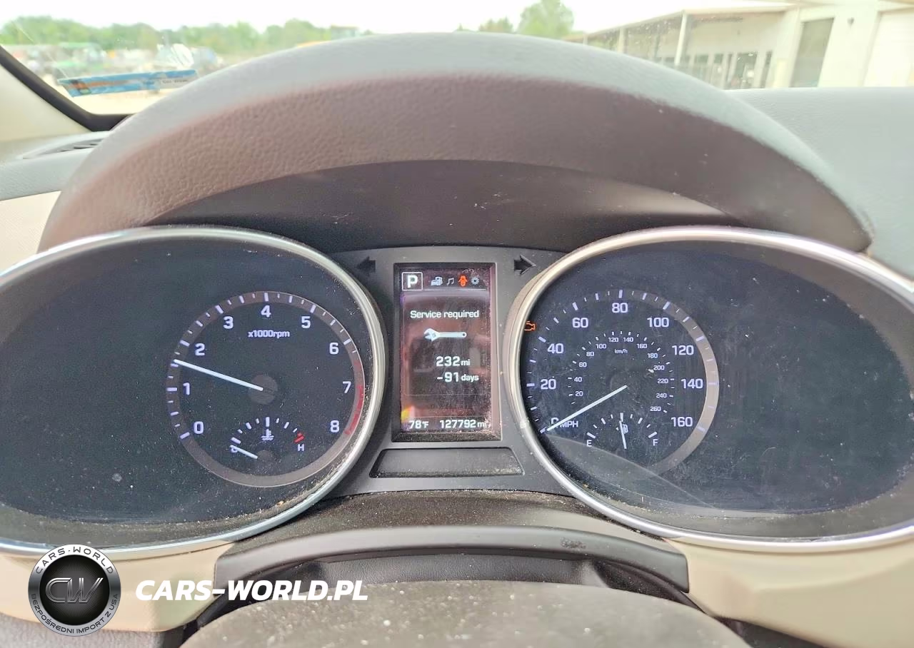 2017 Hyundai Santa Fe Sport 2.0T VIN:5XYZUDLA2HG480068 - 9