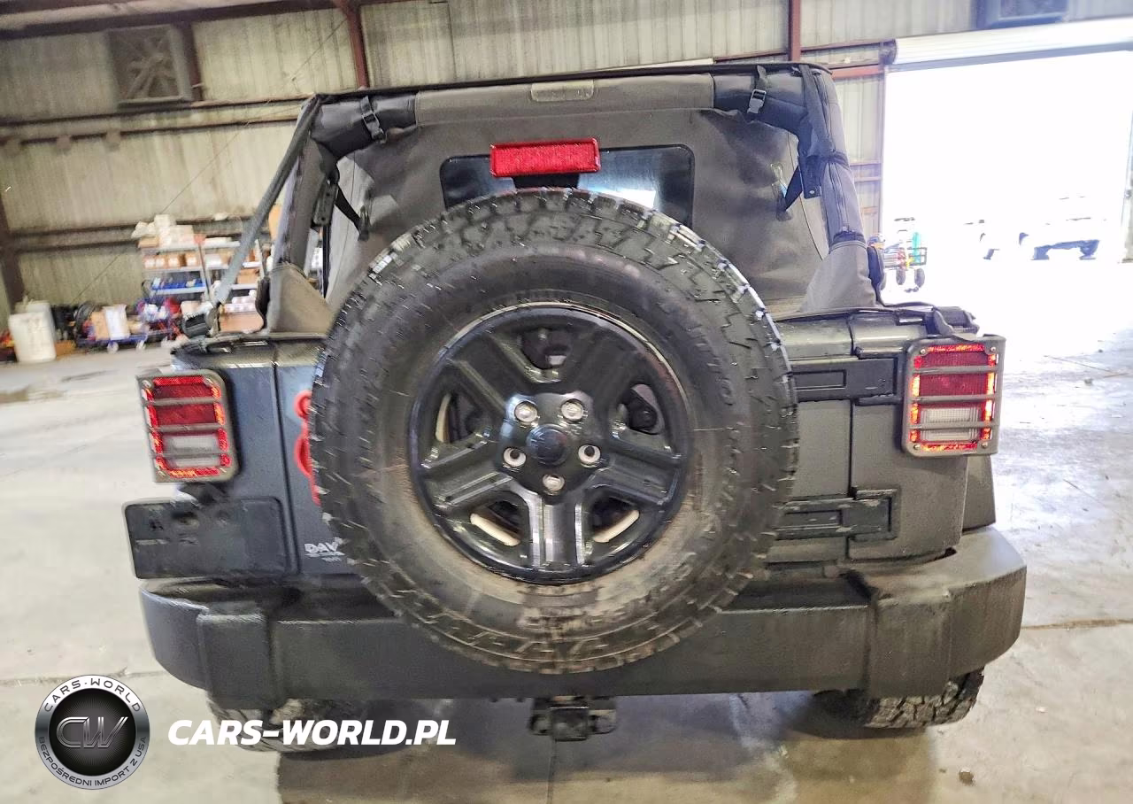 2017 Jeep Wrangler Unlimited Sport VIN:1C4BJWDG4HL587619 - 6