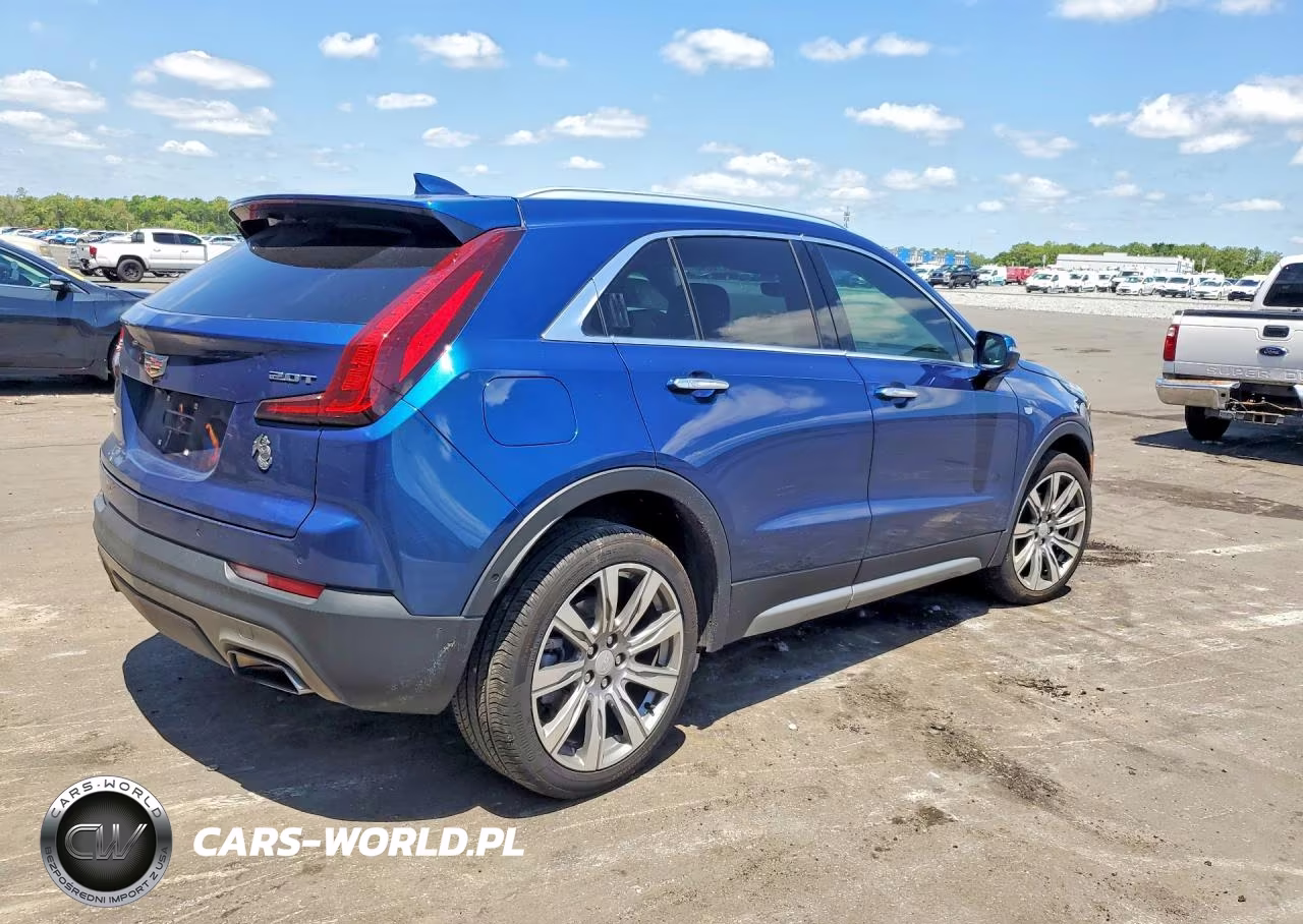 2019 Cadillac Xt4 Luxury VIN:1GYFZDR46KF135457 - 3