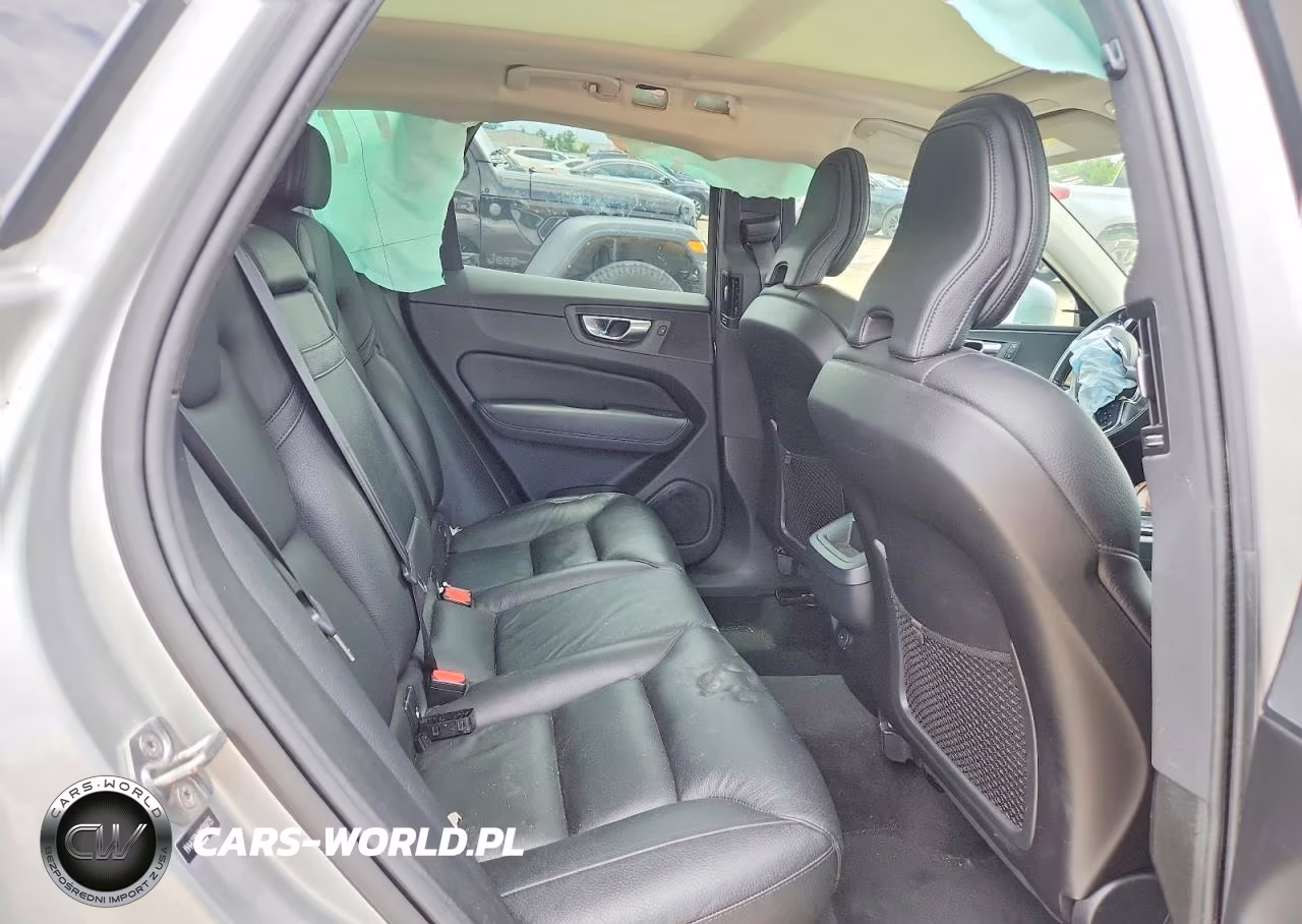2021 Volvo Xc60 T6 Momentum VIN:YV4A22RK9M1700725 - 10