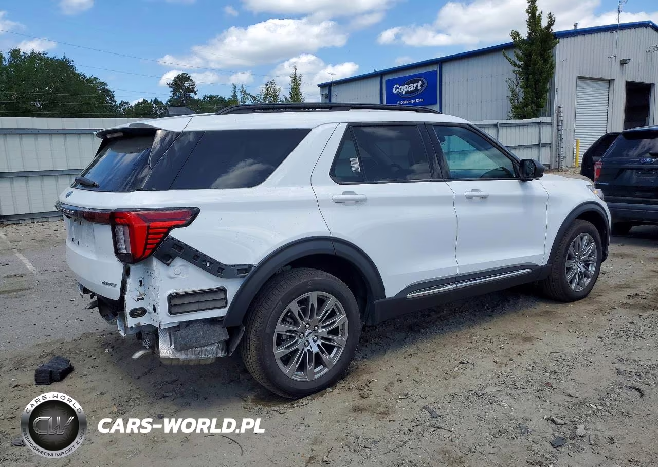 2025 Ford Explorer Active VIN:1FMUK8DHXSGA34074 - 3